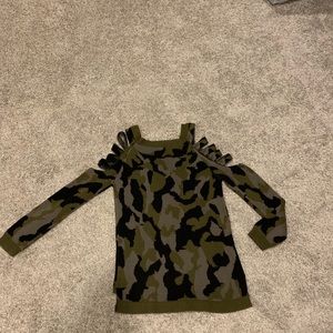 Forever 21 camo cold shoulder
